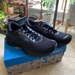 Brooks Ghost 12